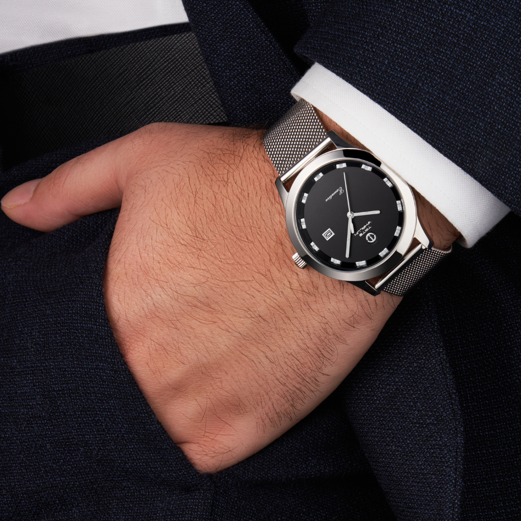 Mass. Avenue | Silver Mesh Strap - Tate Whalun